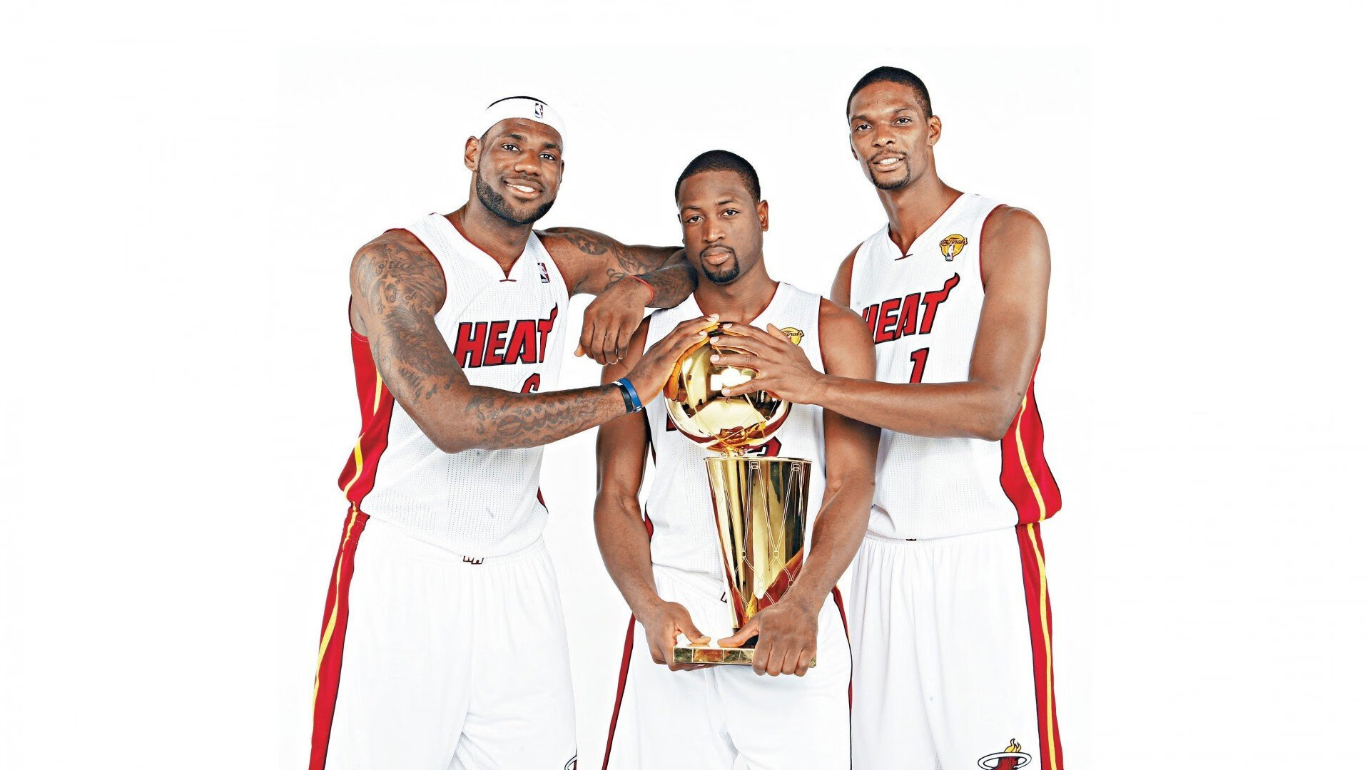 德甲俱乐部的粉丝经济创新，德甲氛围